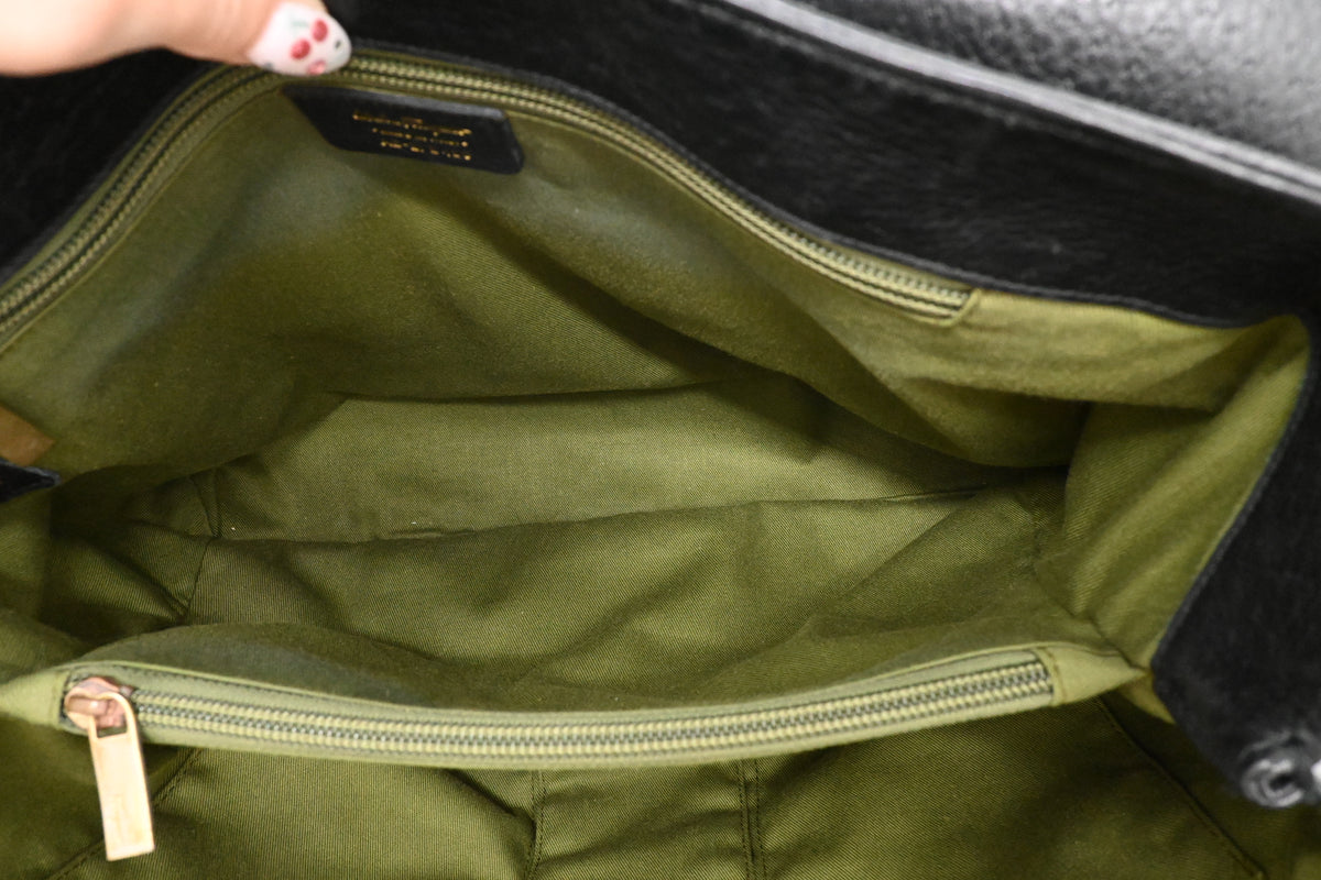 Ferragamo Ganicini Shoulder Bag in Black Boarskin Leather