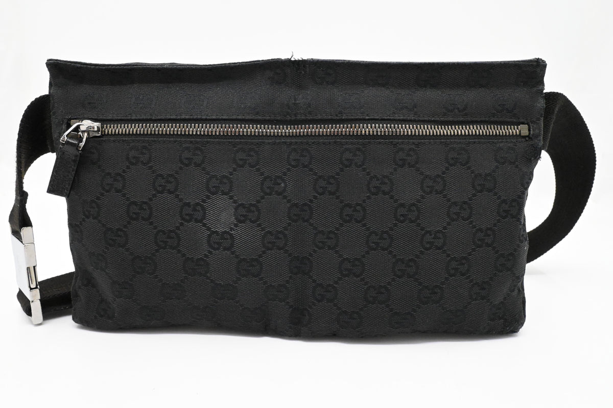 Gucci Waist Bag in Black GG Canvas