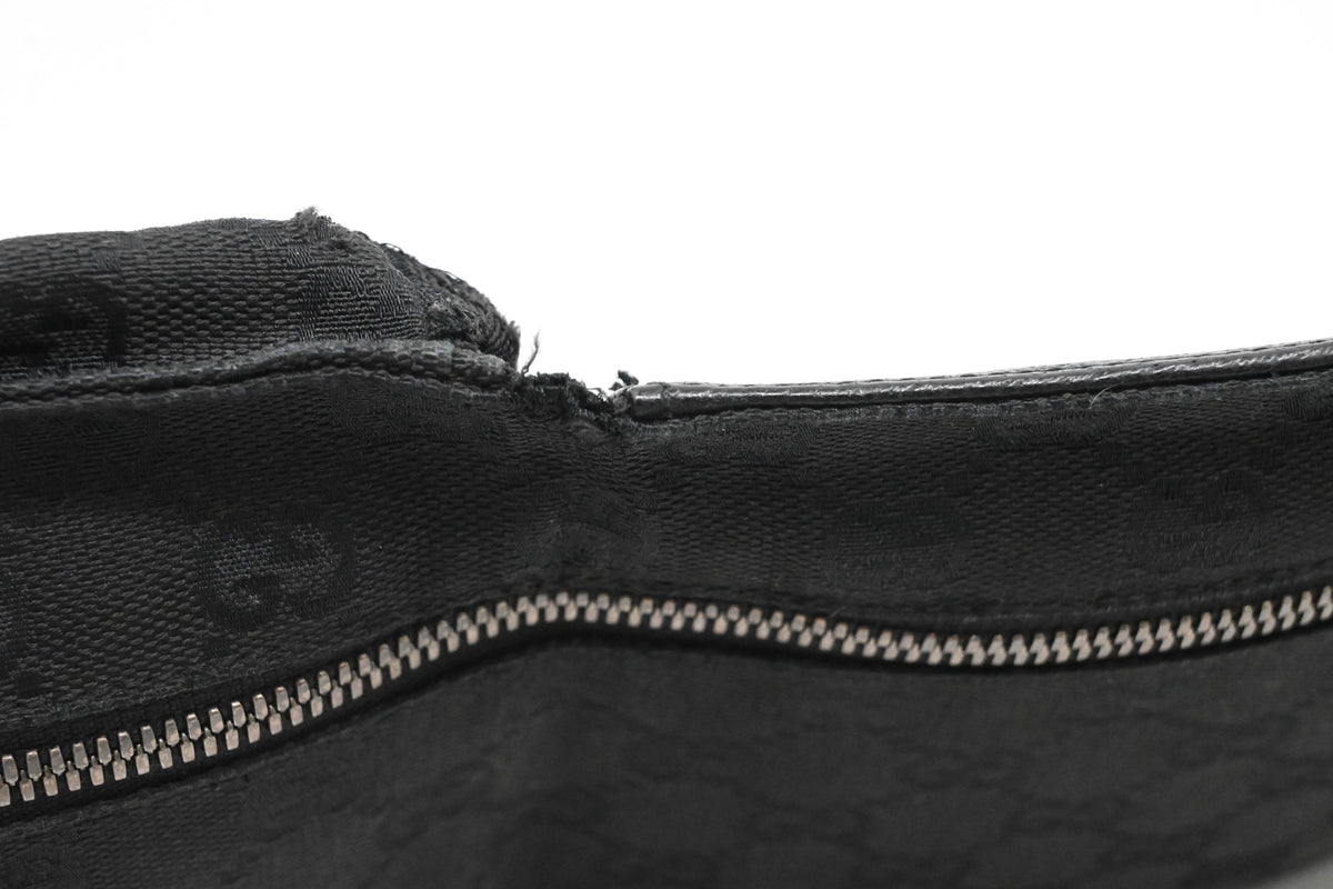 Gucci Waist Bag in Black GG Canvas