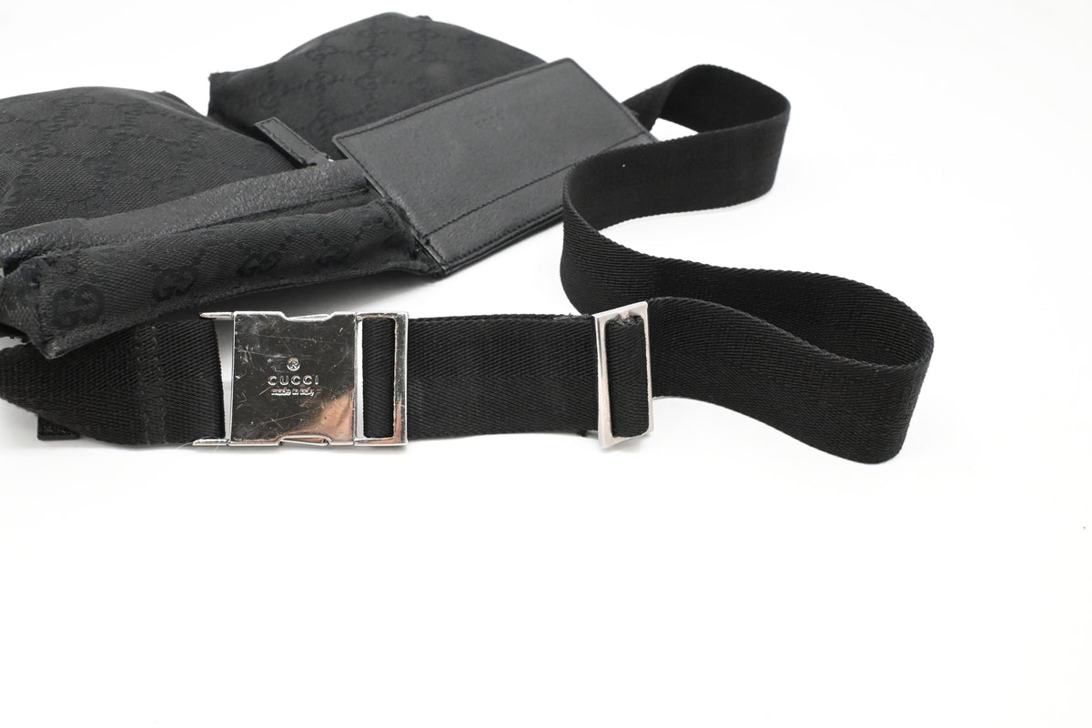 Gucci Waist Bag in Black GG Canvas