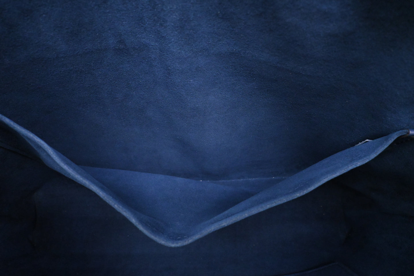 Louis Vuitton Porte Document Jour in Blue Epi Leather
