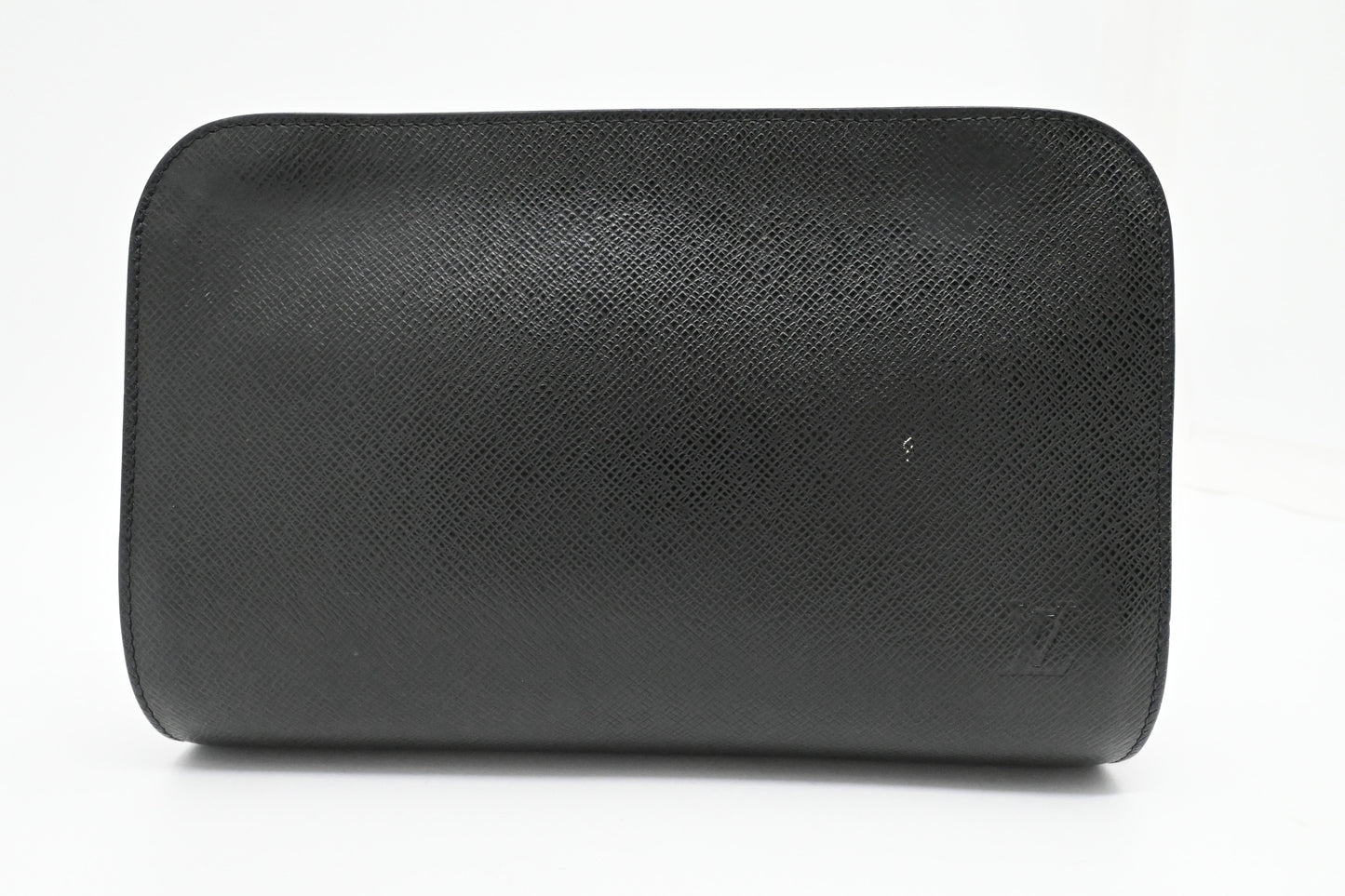 Louis Vuitton Baikal in Black Taiga Leather