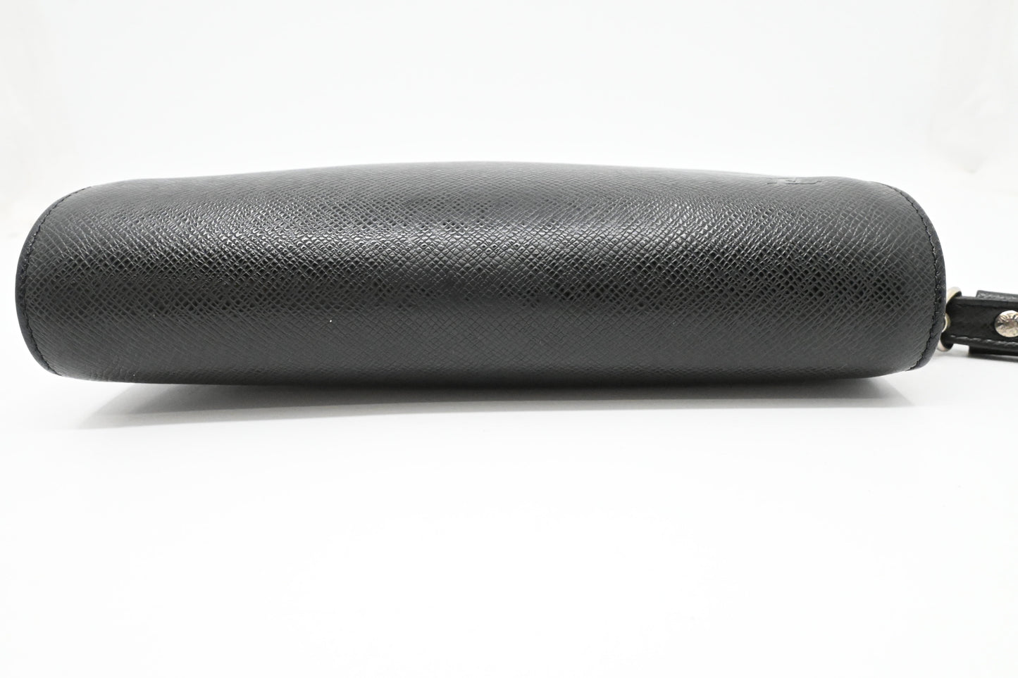 Louis Vuitton Baikal in Black Taiga Leather