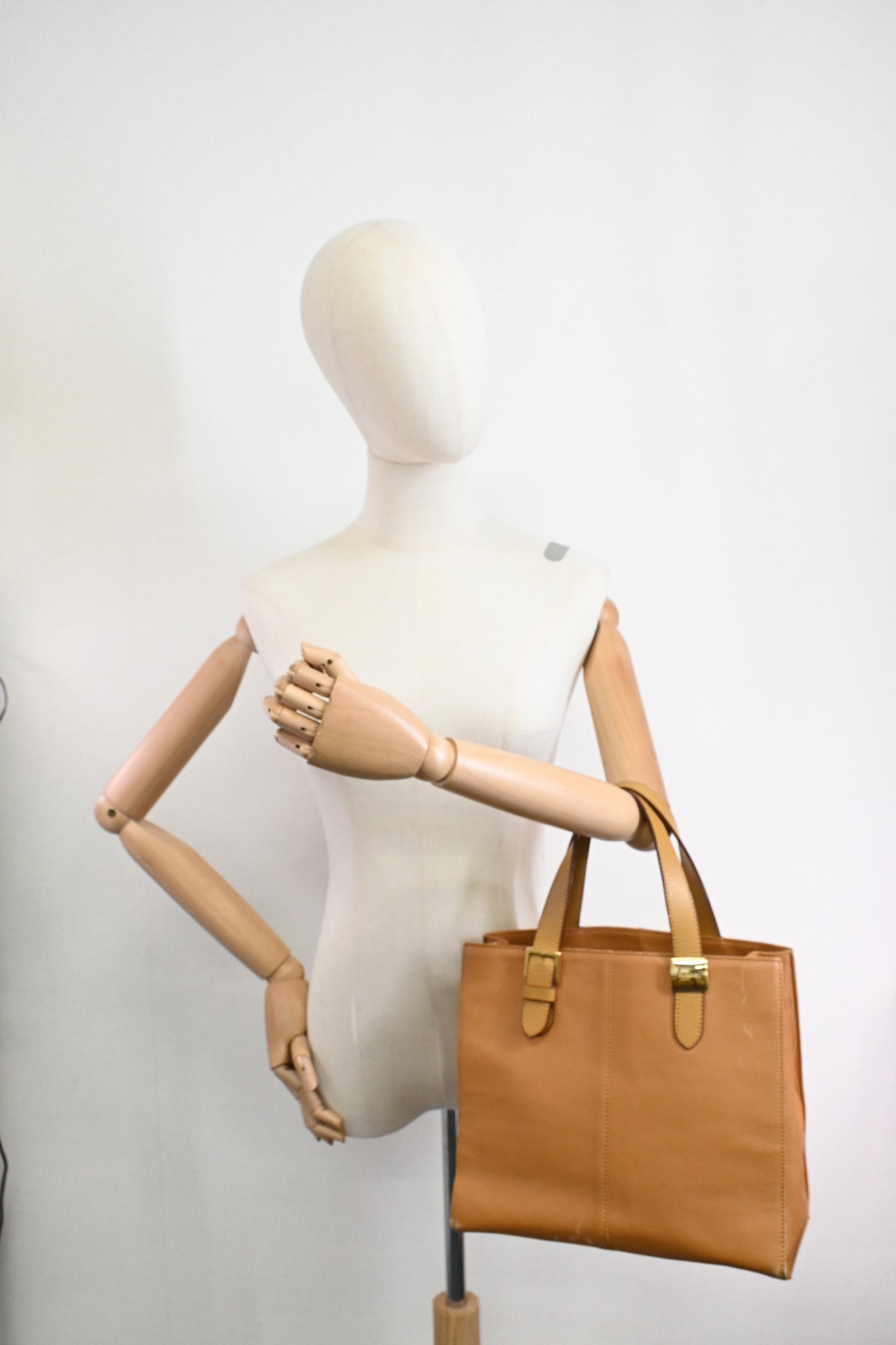 Burberry Handbag in Dark Yellow Leather