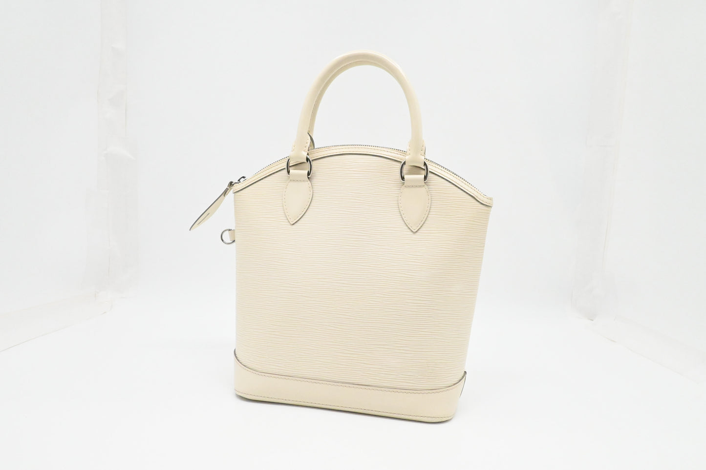 Louis Vuitton Lockit Vertical Handbag in Epi White leather