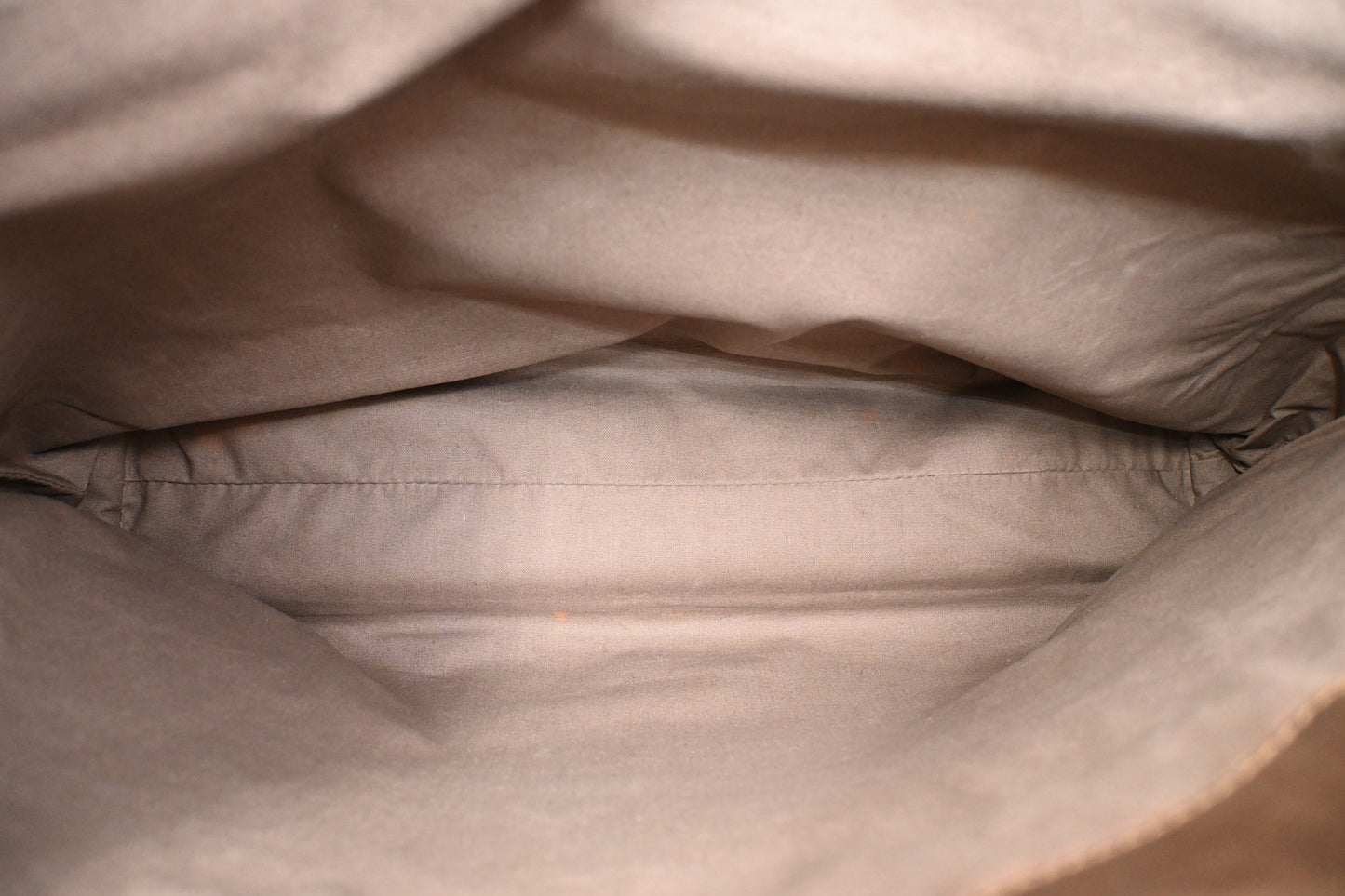 Bottega Veneta Messenger Bag in Beige Gradient Intrecciato Leather