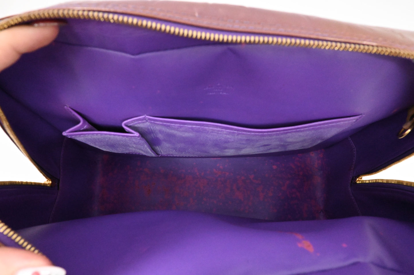Louis Vuitton Sutton in Purple Vernis Leather