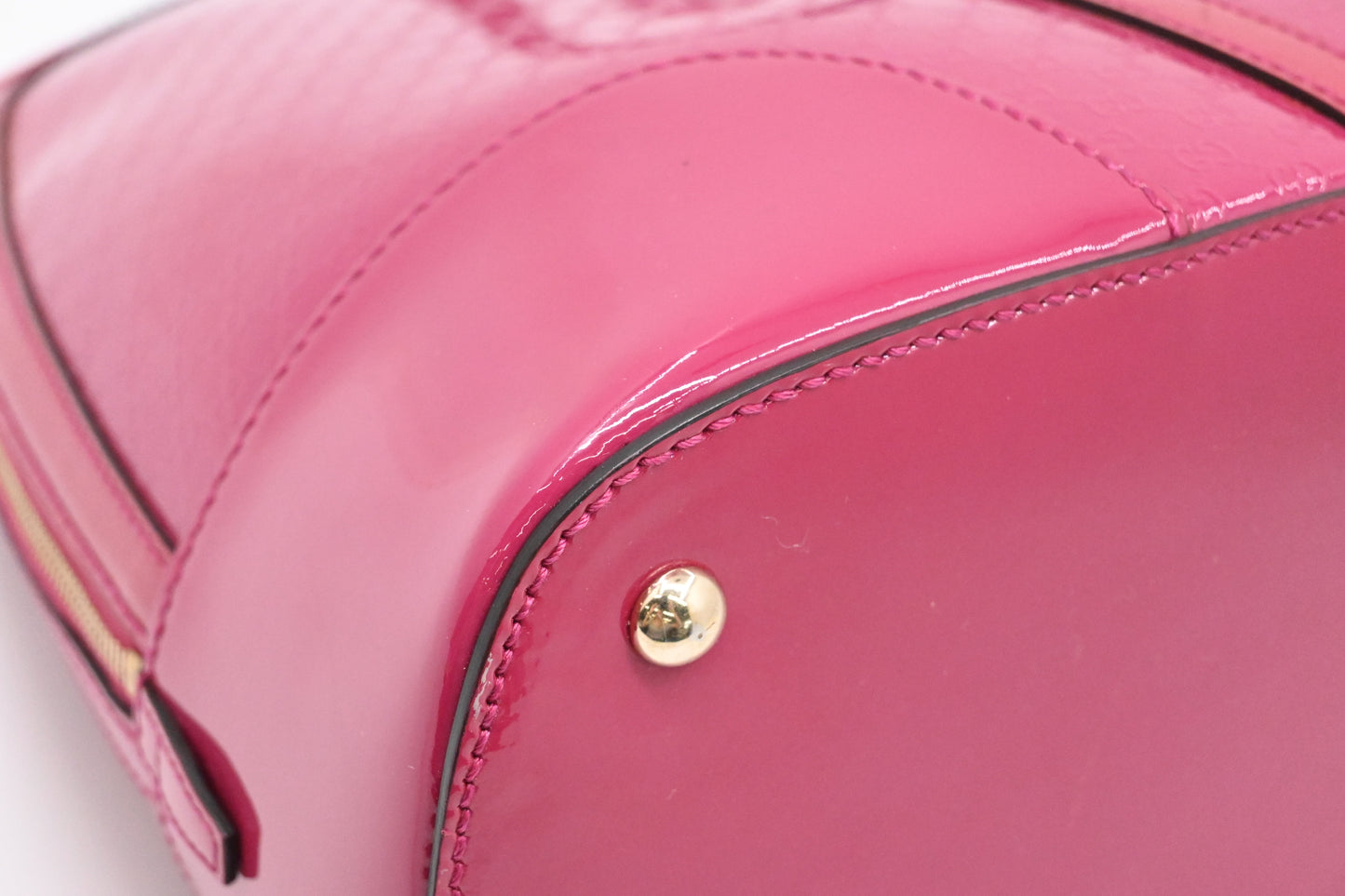 Gucci Nice Dome in Pink Microguccissima Leather