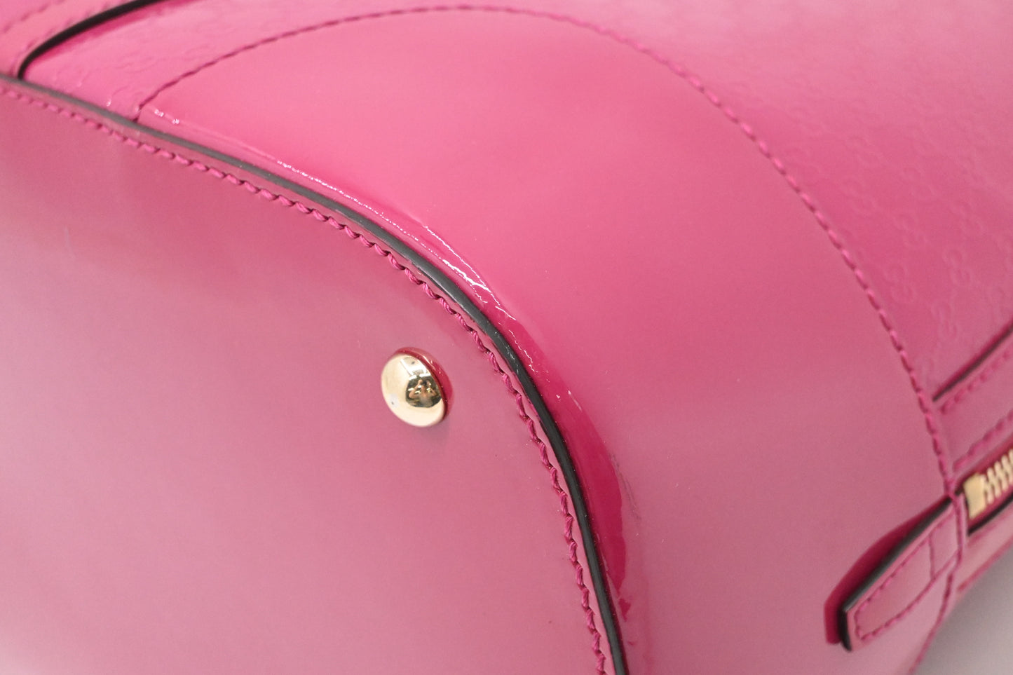 Gucci Nice Dome in Pink Microguccissima Leather