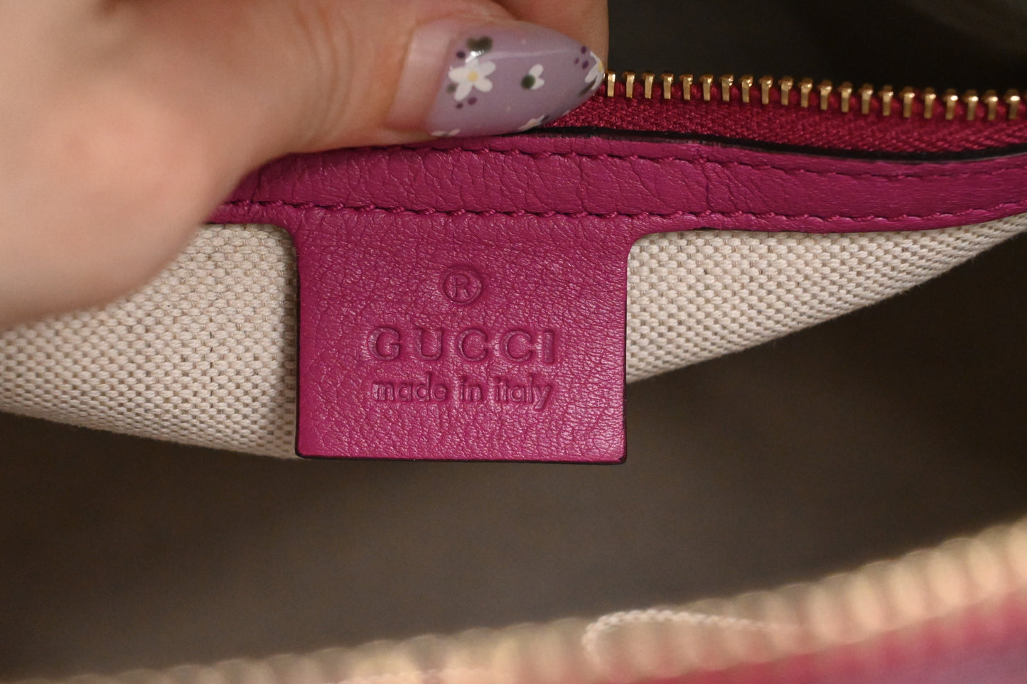 Gucci Nice Dome in Pink Microguccissima Leather