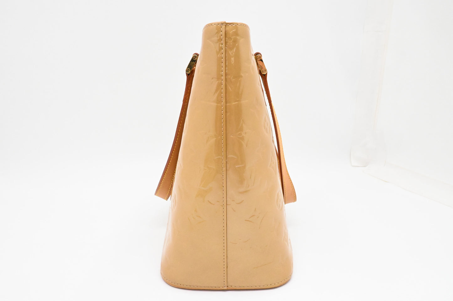 Louis Vuitton Houston in Beige Vernis Leather