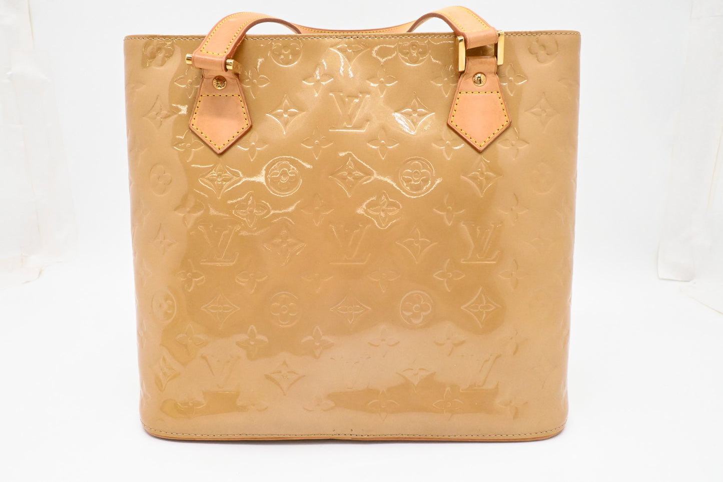 Louis Vuitton Houston in Beige Vernis Leather
