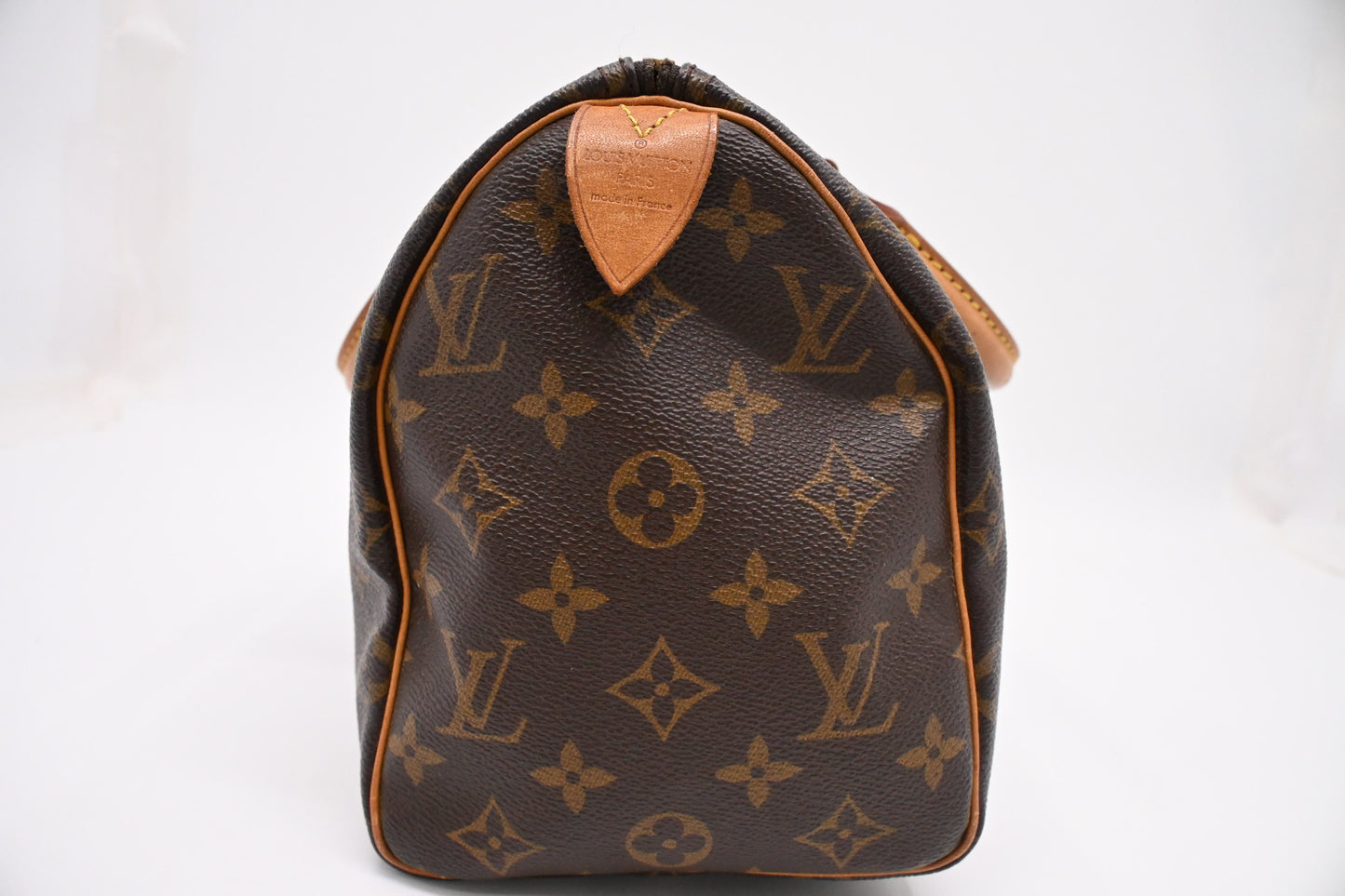 Louis Vuitton Speedy 25 in Monogram Canvas