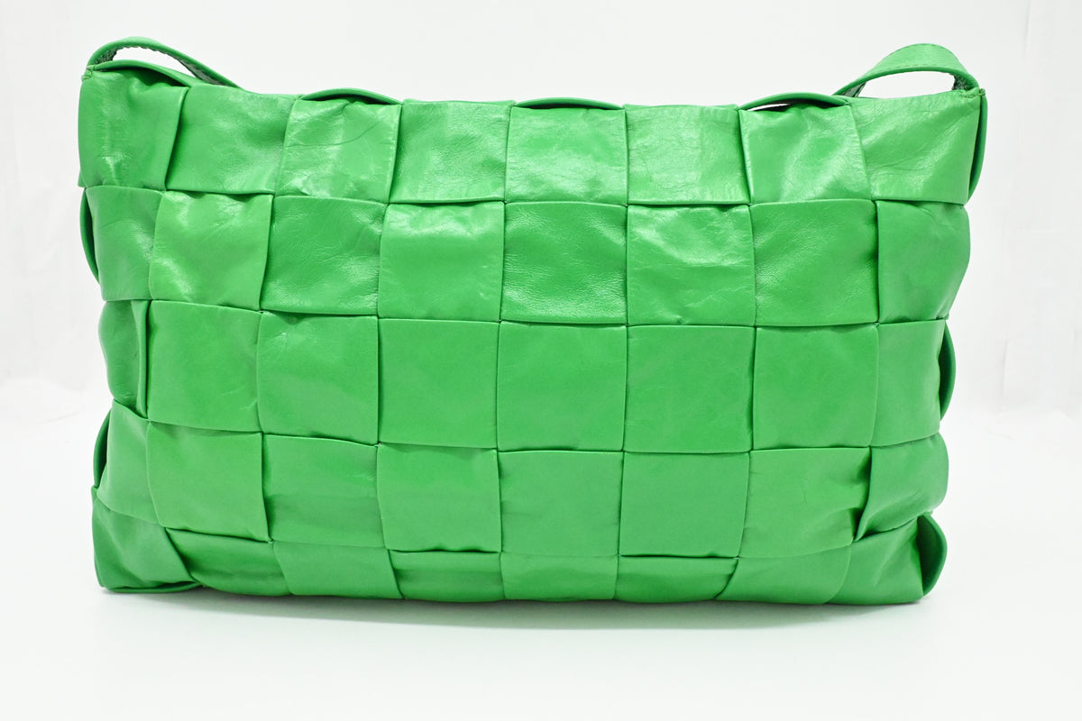Bottega Veneta Large Cassette in Green Intrecciato Leather