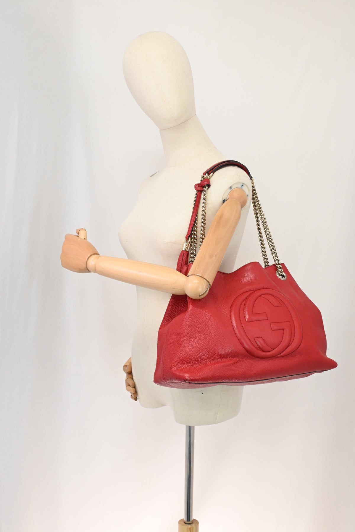 Gucci Soho Chain Shoulder Bag in Red Leather