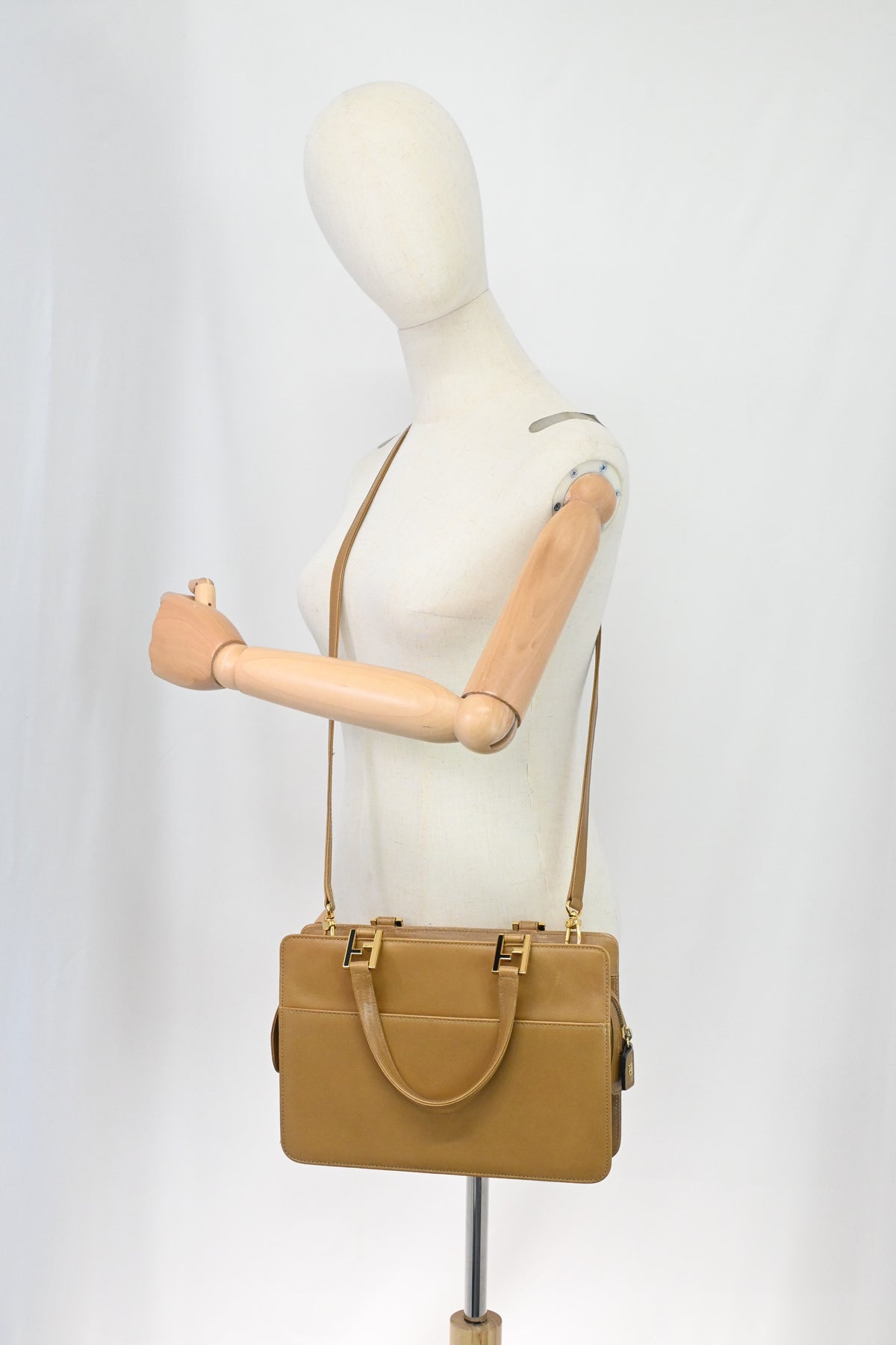 Fendi Two ways Bag in Brown Leather