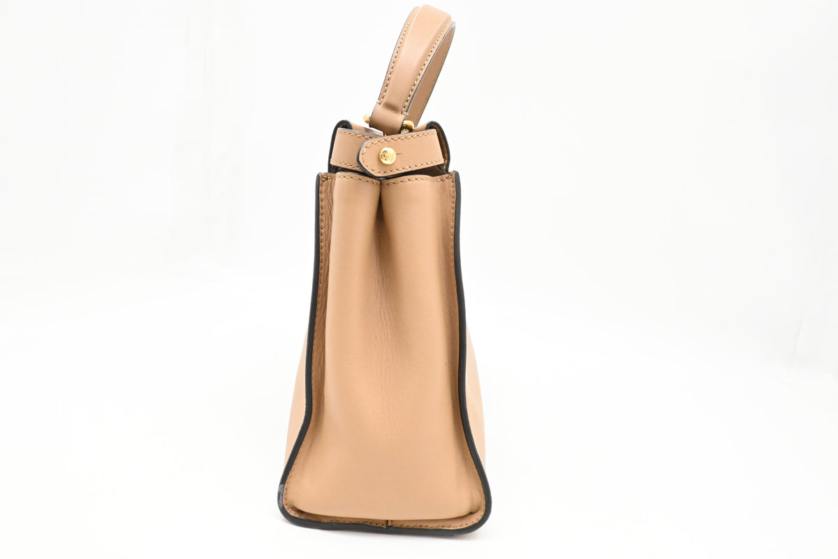 Fendi Medium Peekaboo in Beige Leather