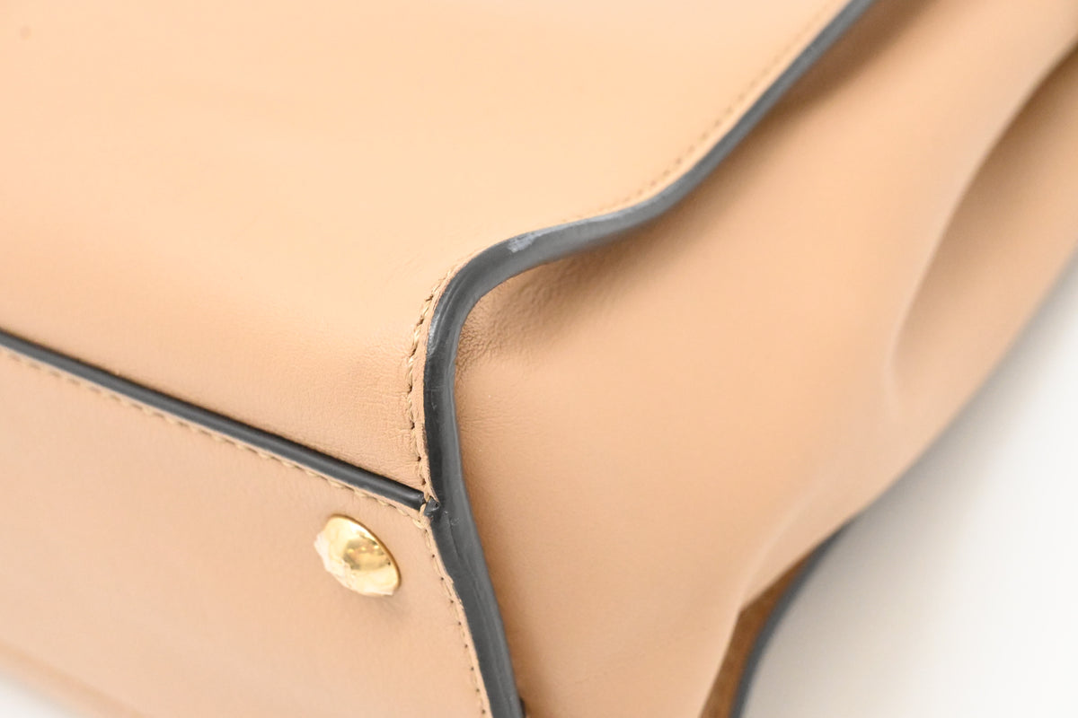 Fendi Medium Peekaboo in Beige Leather