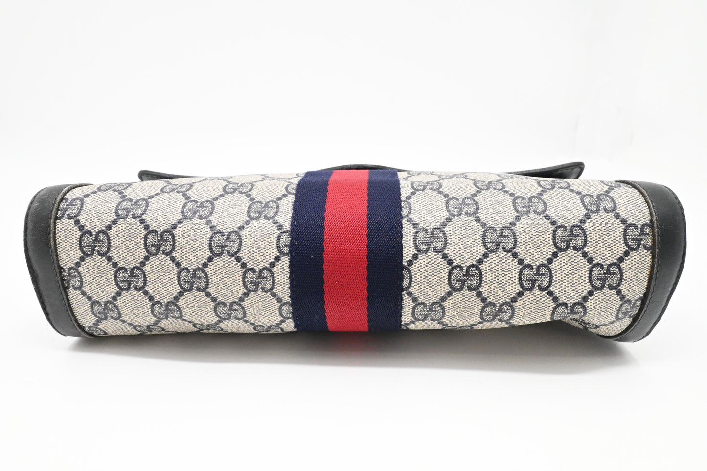 Gucci Clutch in Navy Blue GG Supreme Canvas