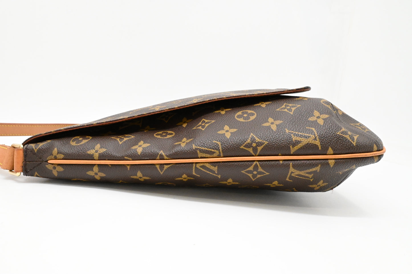 Louis Vuitton Musette Salsa GM in Monogram Canvas