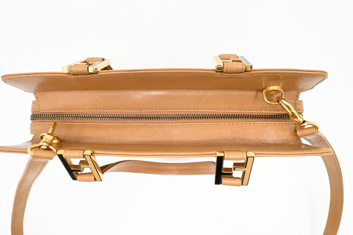 Fendi Two ways Bag in Brown Leather