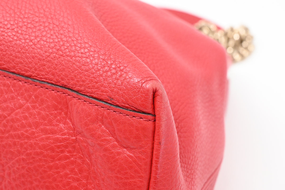 Gucci Soho Chain Shoulder Bag in Red Leather