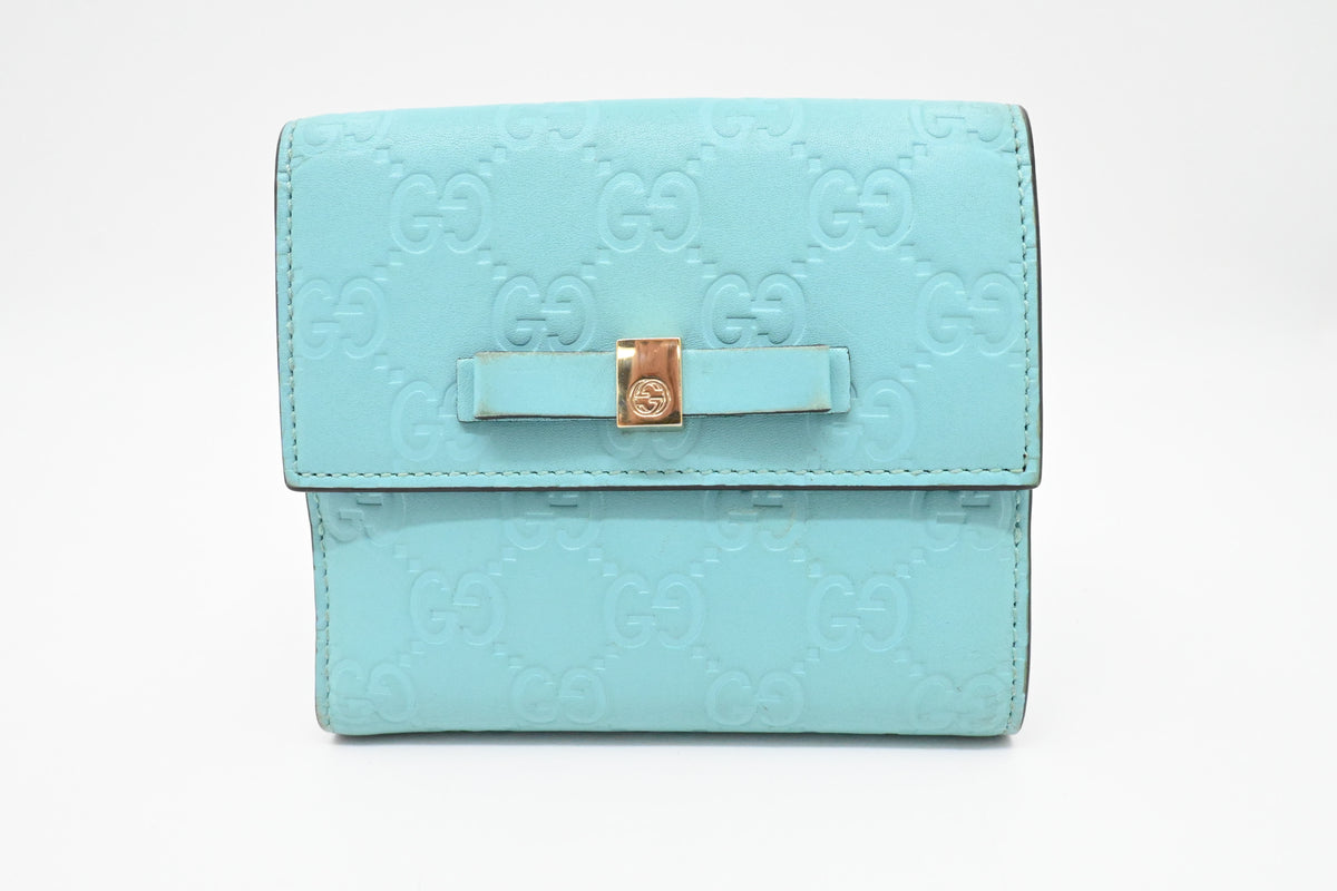 Gucci Compact Wallet in Light Blue Guccissima Leather