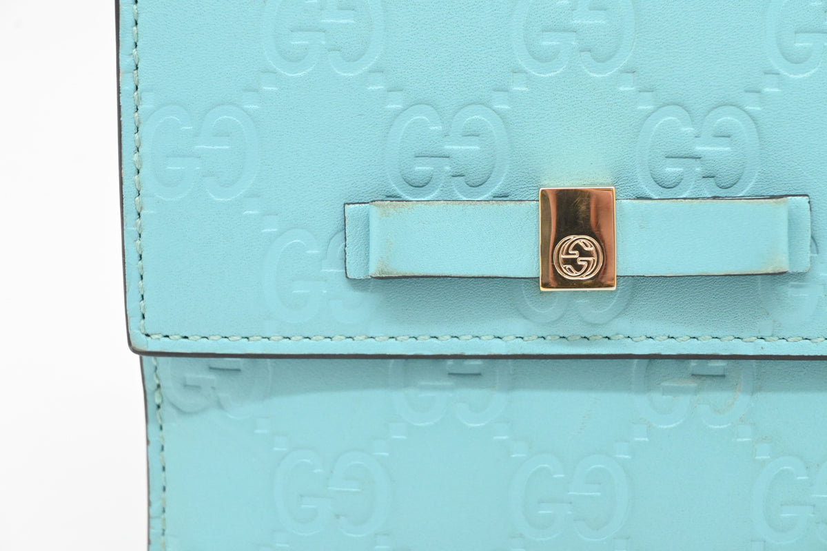Gucci Compact Wallet in Light Blue Guccissima Leather