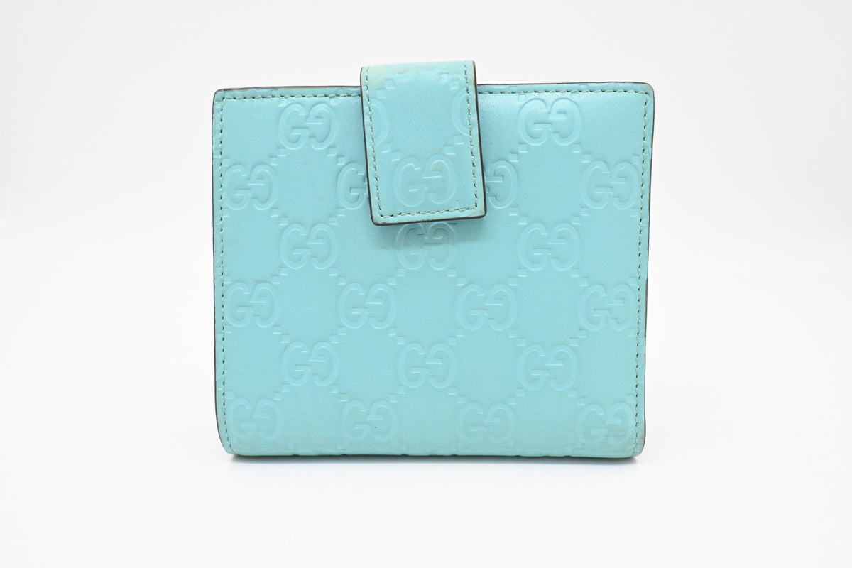 Gucci Compact Wallet in Light Blue Guccissima Leather
