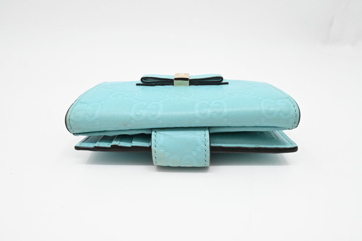 Gucci Compact Wallet in Light Blue Guccissima Leather