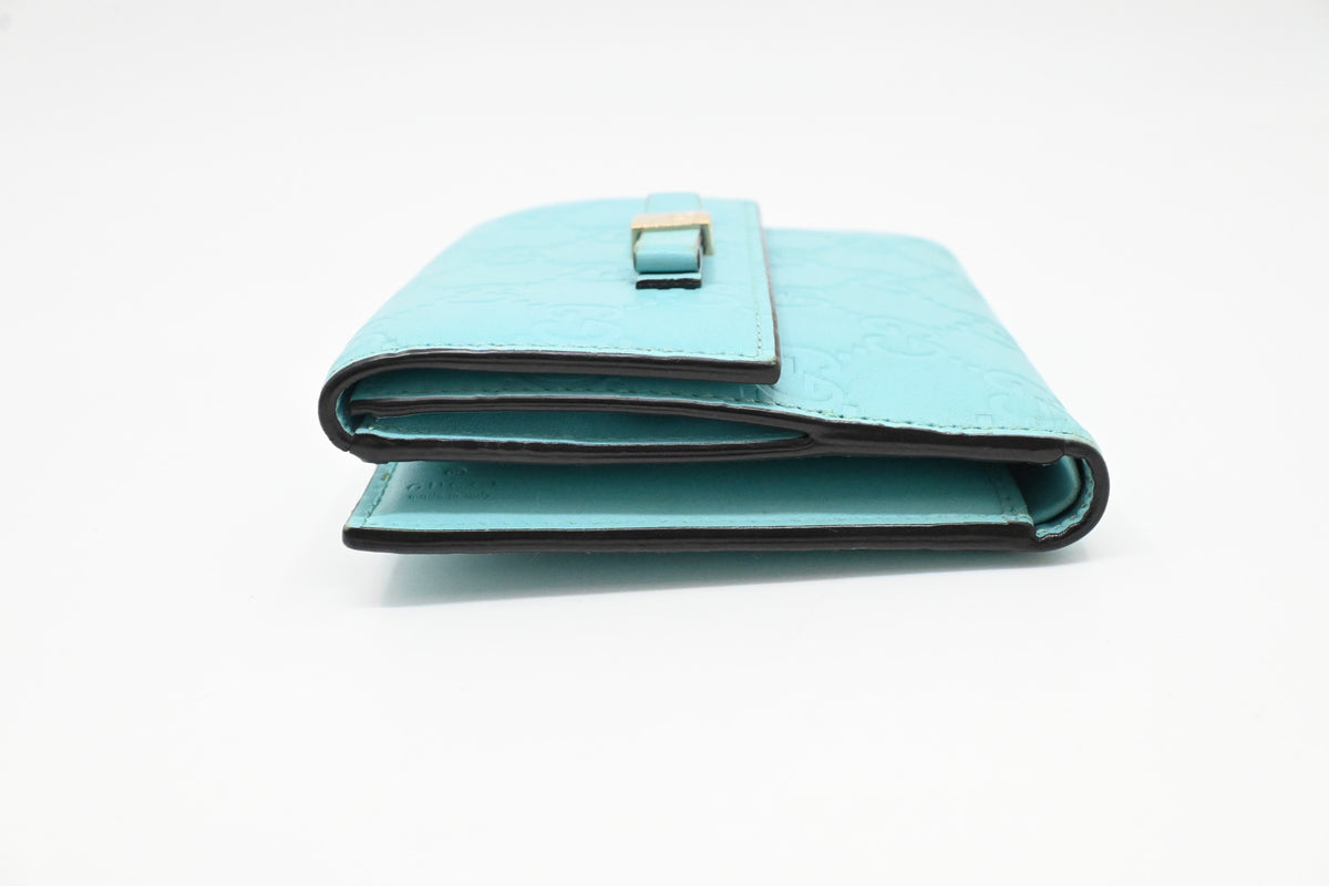 Gucci Compact Wallet in Light Blue Guccissima Leather