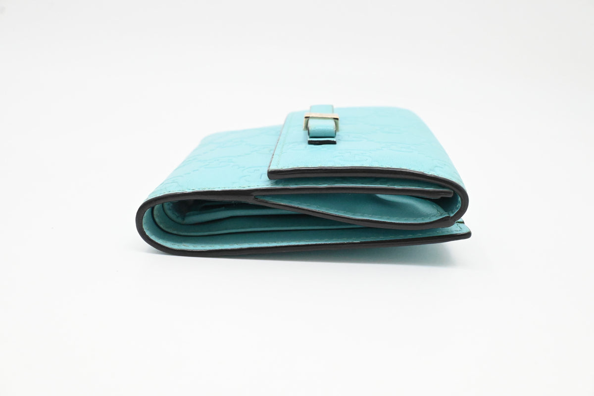 Gucci Compact Wallet in Light Blue Guccissima Leather