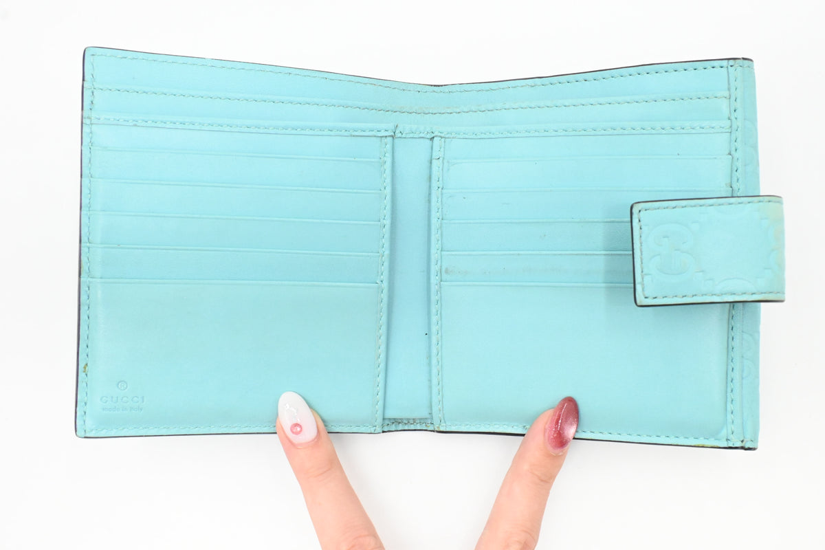 Gucci Compact Wallet in Light Blue Guccissima Leather