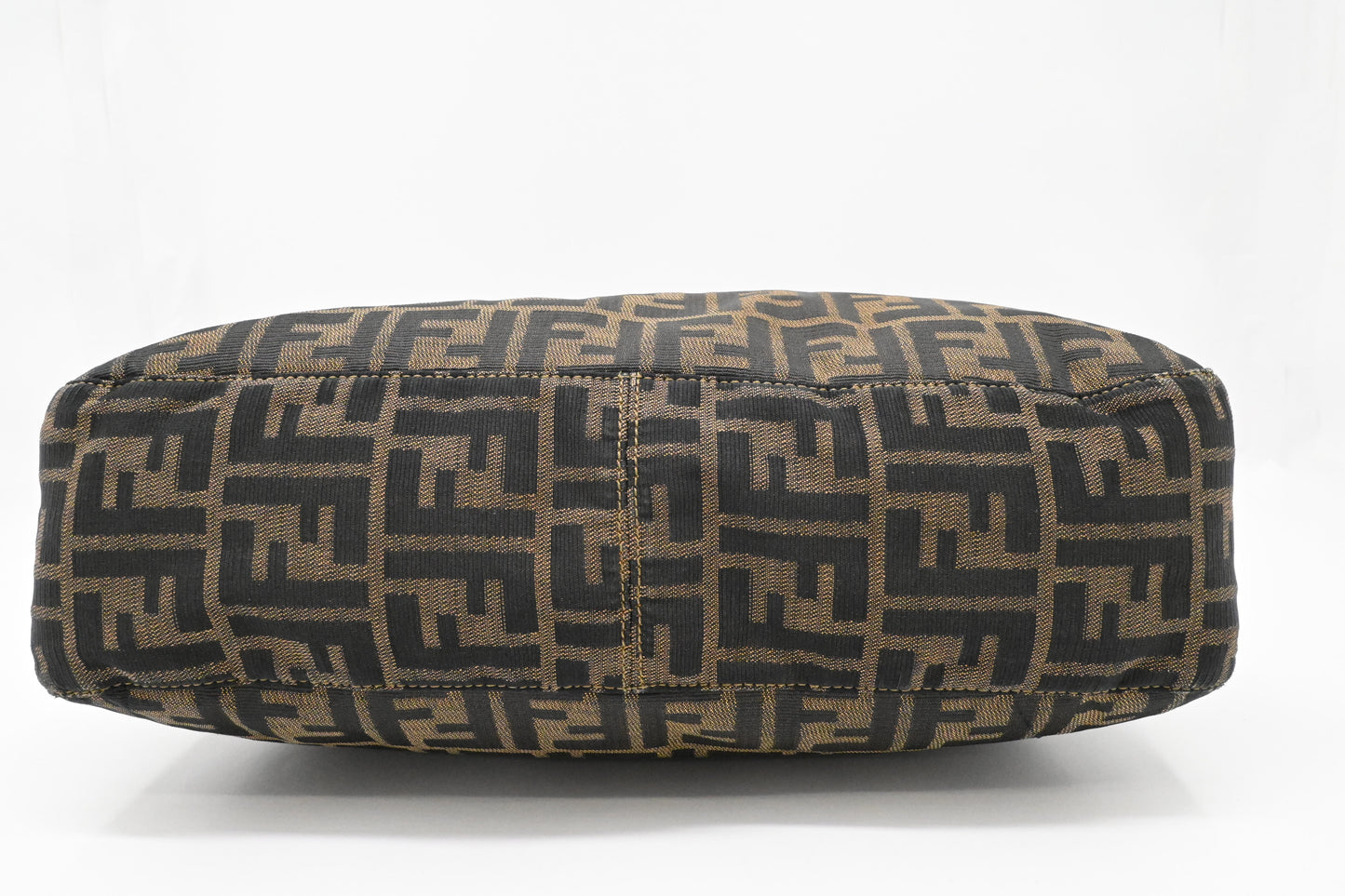 Fendi Shoulder Bag in Zucca Canvas