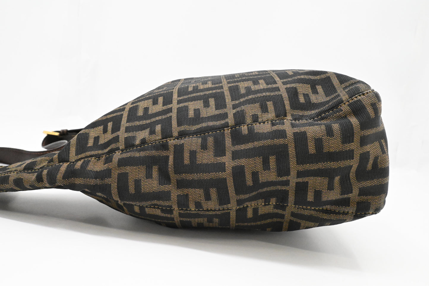 Fendi Shoulder Bag in Zucca Canvas