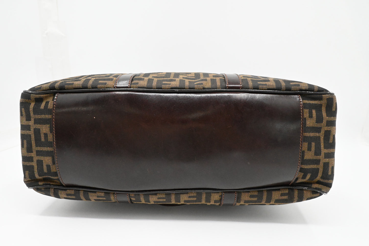 Fendi Shoulder Bag in Zucca Canvas