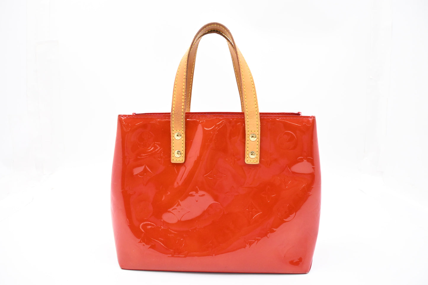 Louis Vuitton Reade PM in Rouge Grenadine Vernis Leather
