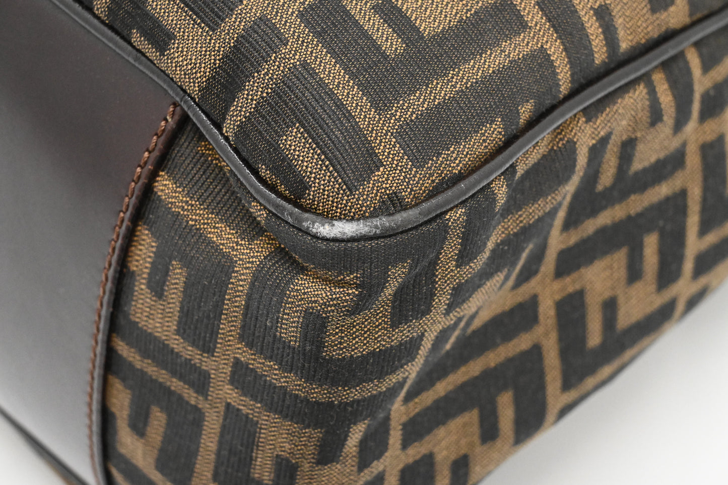 Fendi Shoulder Bag in Zucca Canvas