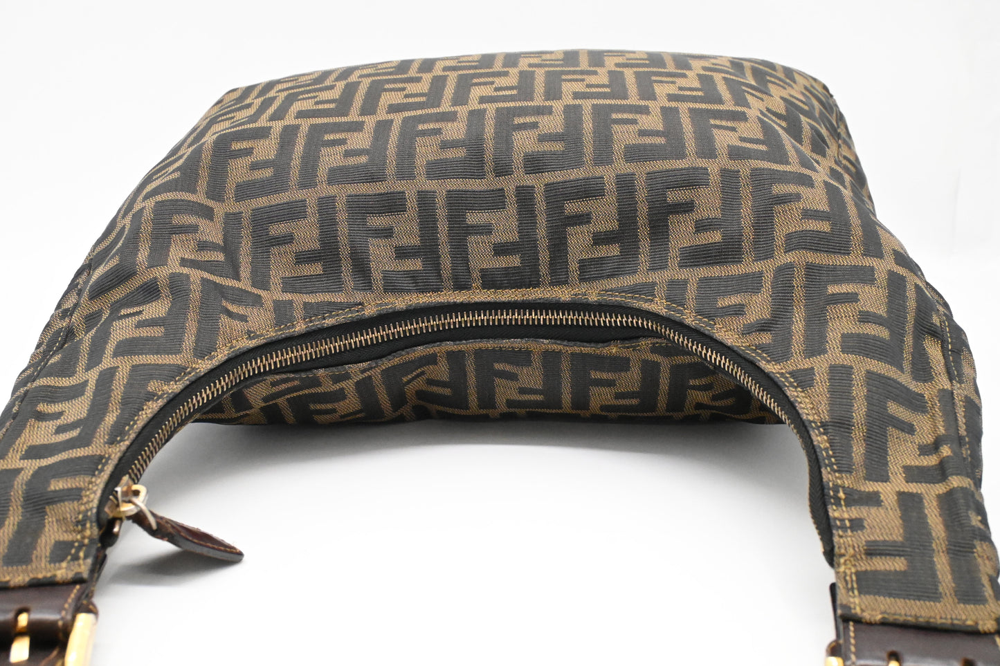 Fendi Shoulder Bag in Zucca Canvas