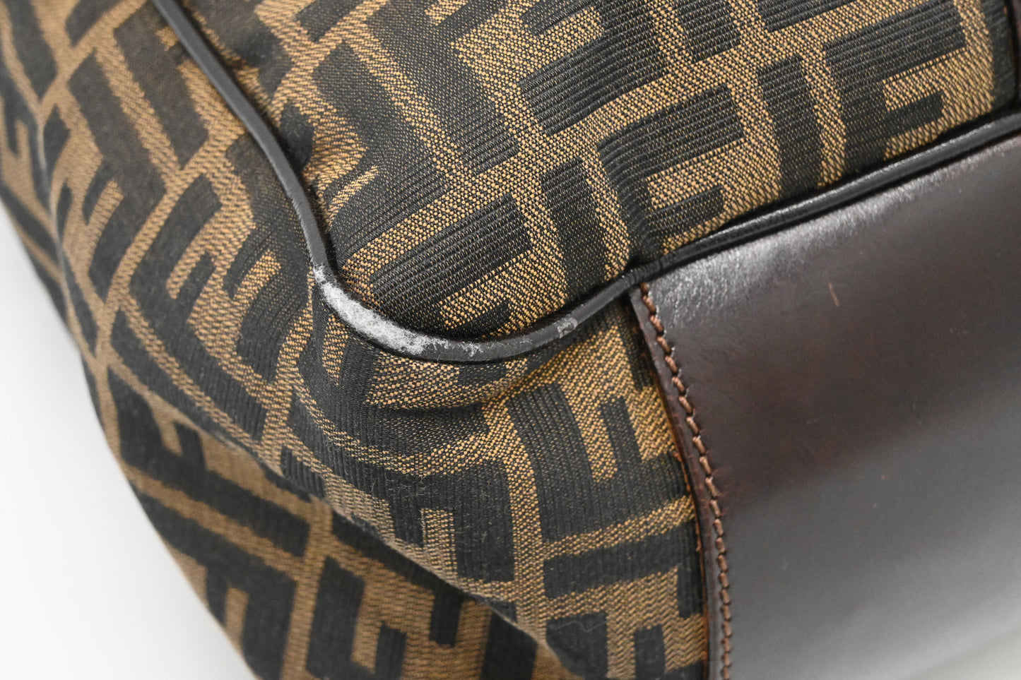 Fendi Shoulder Bag in Zucca Canvas