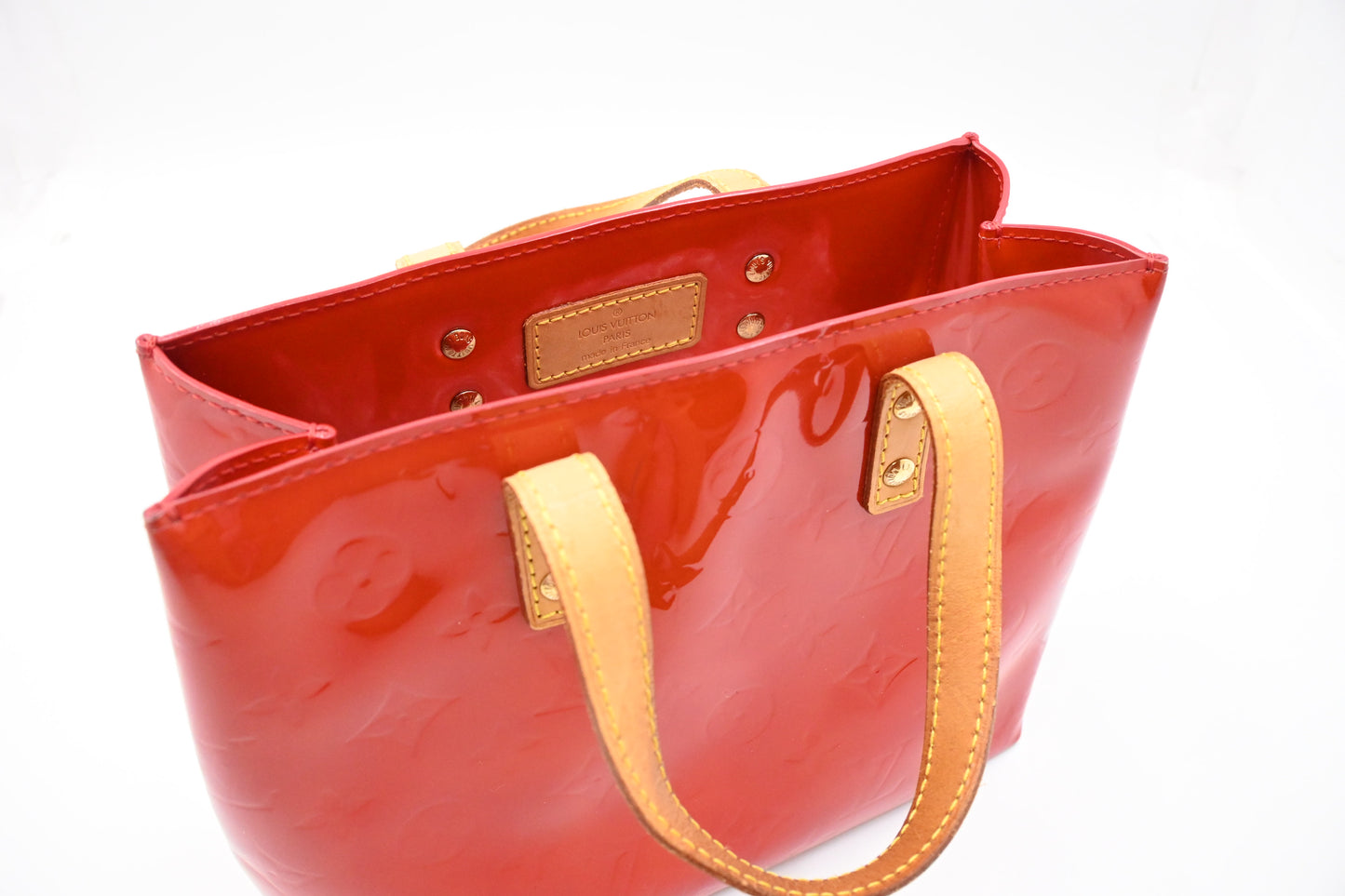 Louis Vuitton Reade PM in Rouge Grenadine Vernis Leather