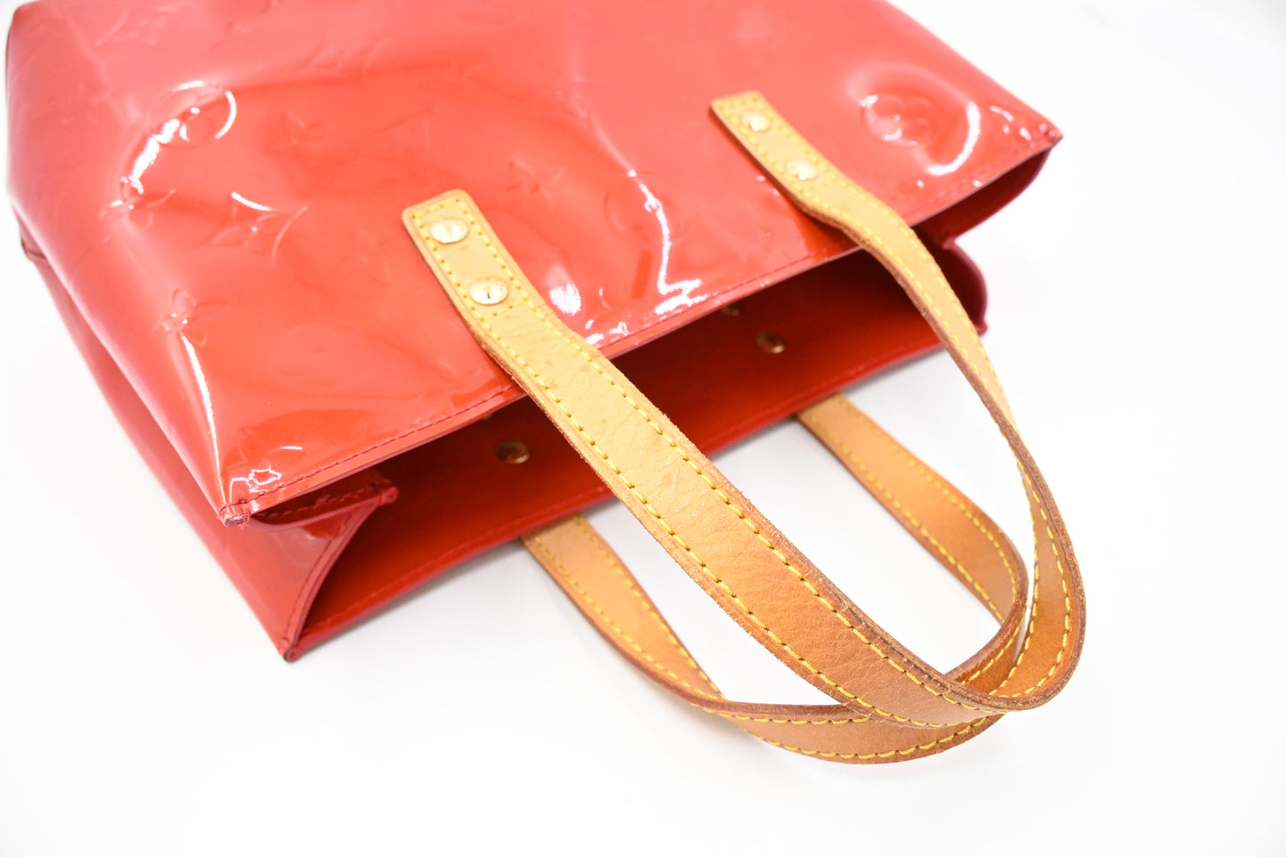 Louis Vuitton Reade PM in Rouge Grenadine Vernis Leather