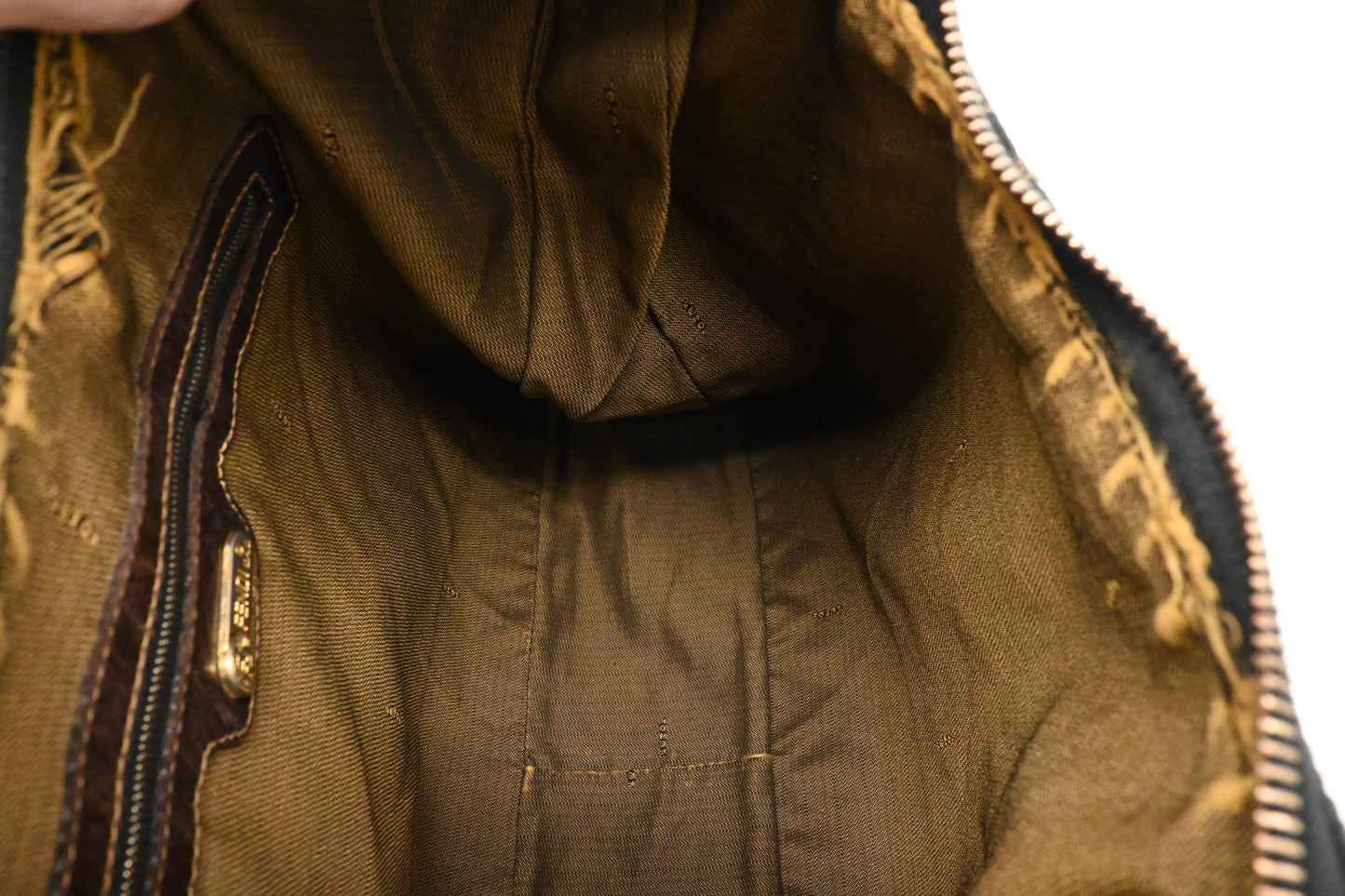 Fendi Shoulder Bag in Zucca Canvas