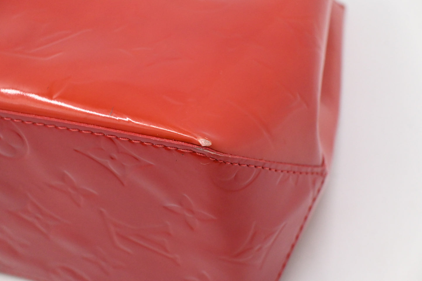 Louis Vuitton Reade PM in Rouge Grenadine Vernis Leather