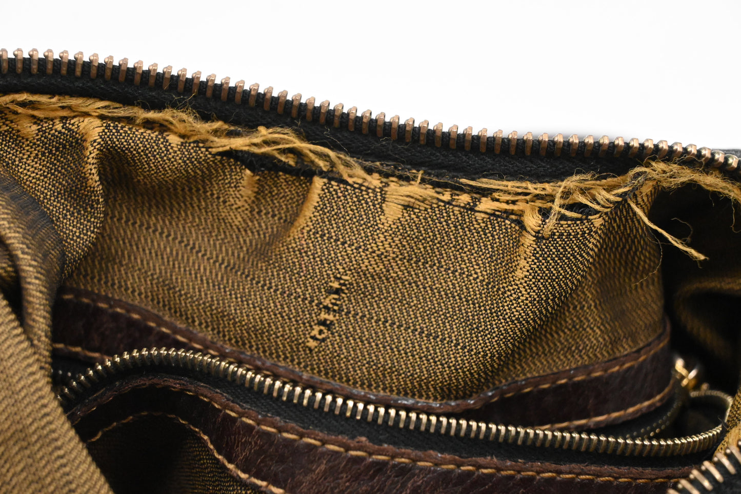 Fendi Shoulder Bag in Zucca Canvas