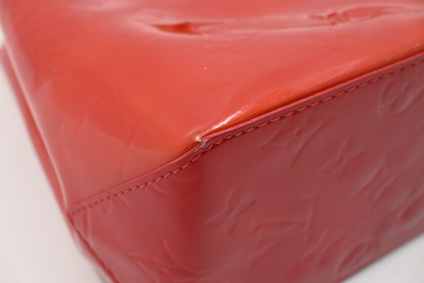 Louis Vuitton Reade PM in Rouge Grenadine Vernis Leather