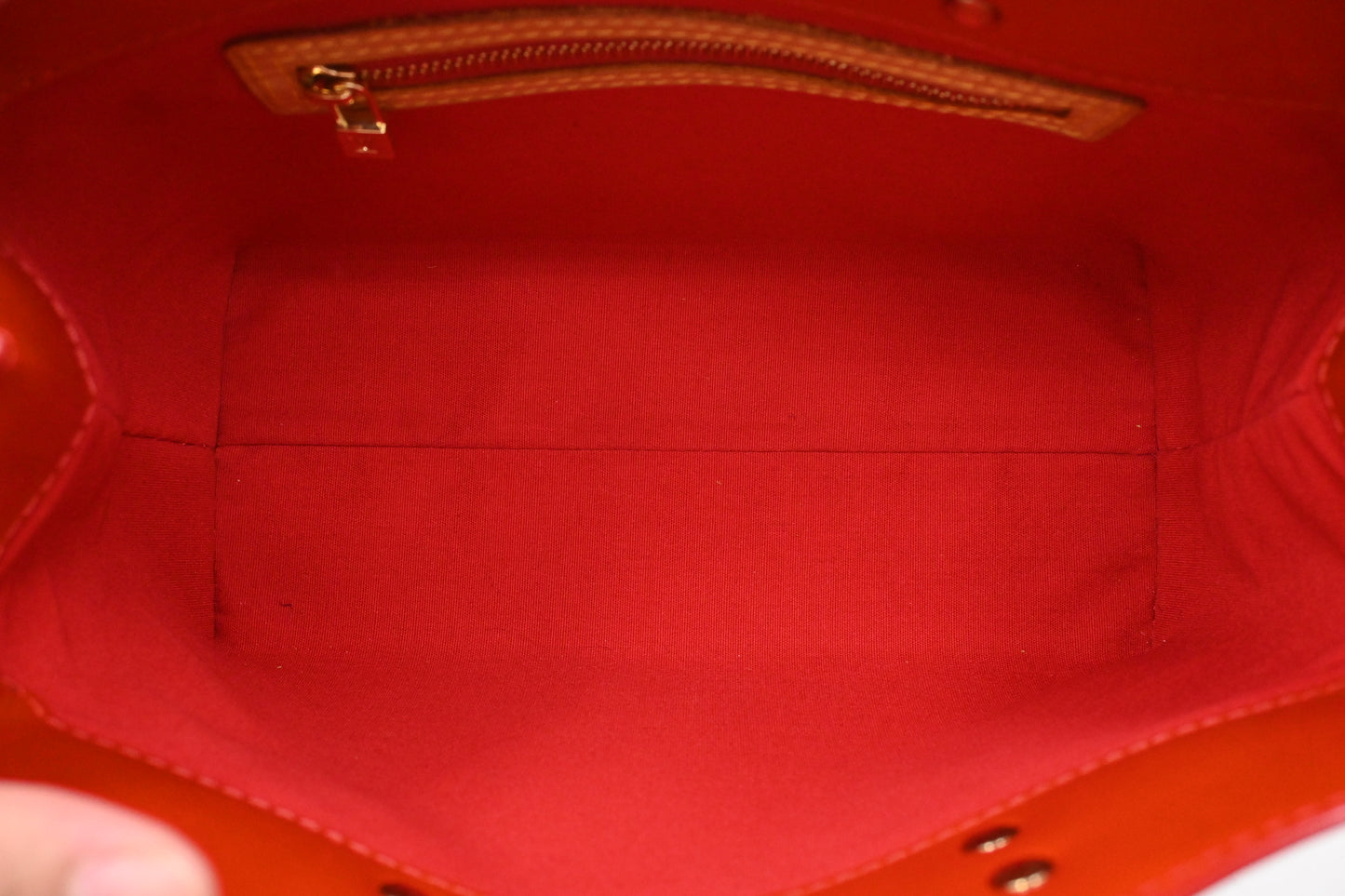 Louis Vuitton Reade PM in Rouge Grenadine Vernis Leather