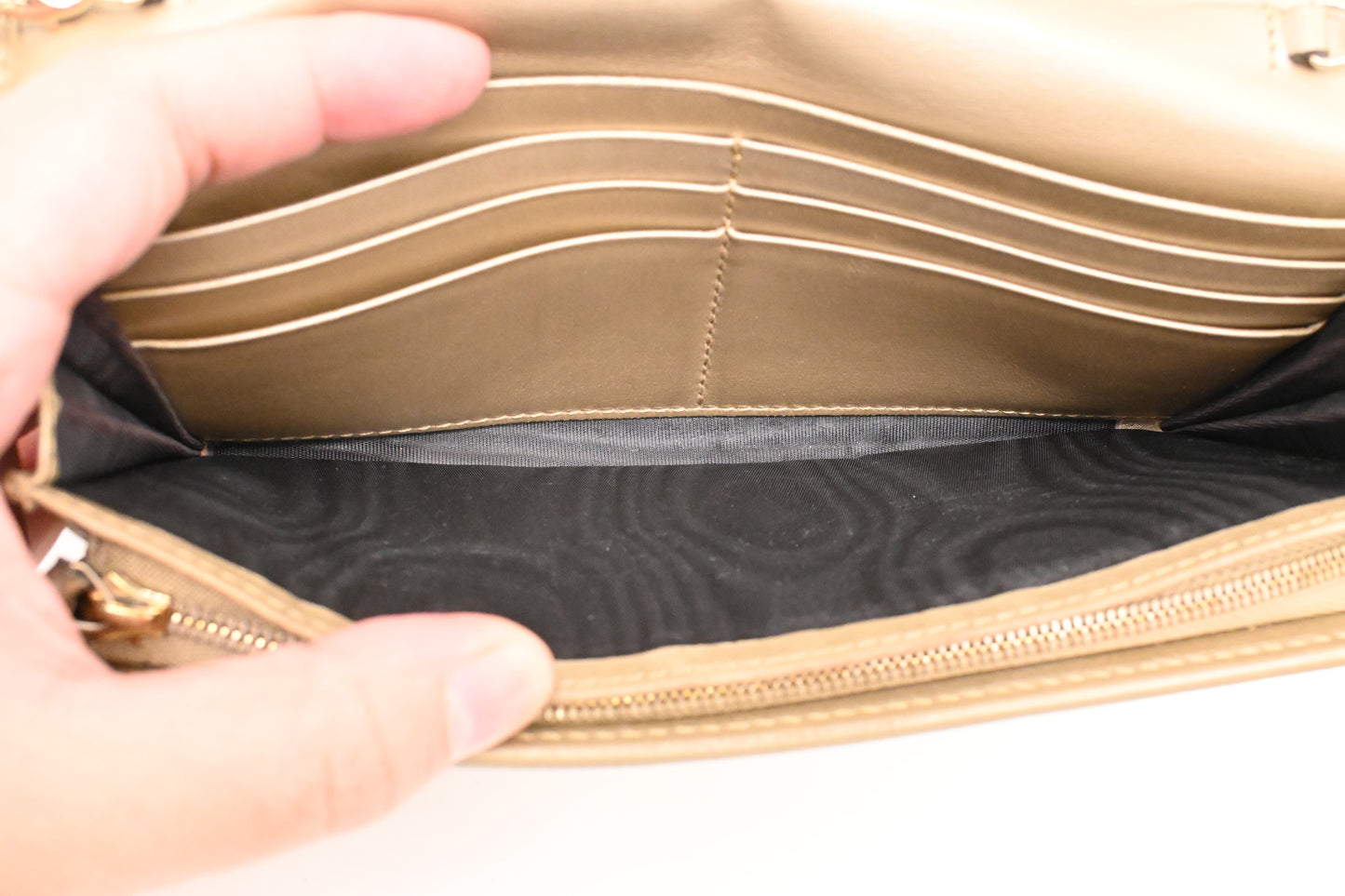 Gucci Chain Wallet in Gold Leather