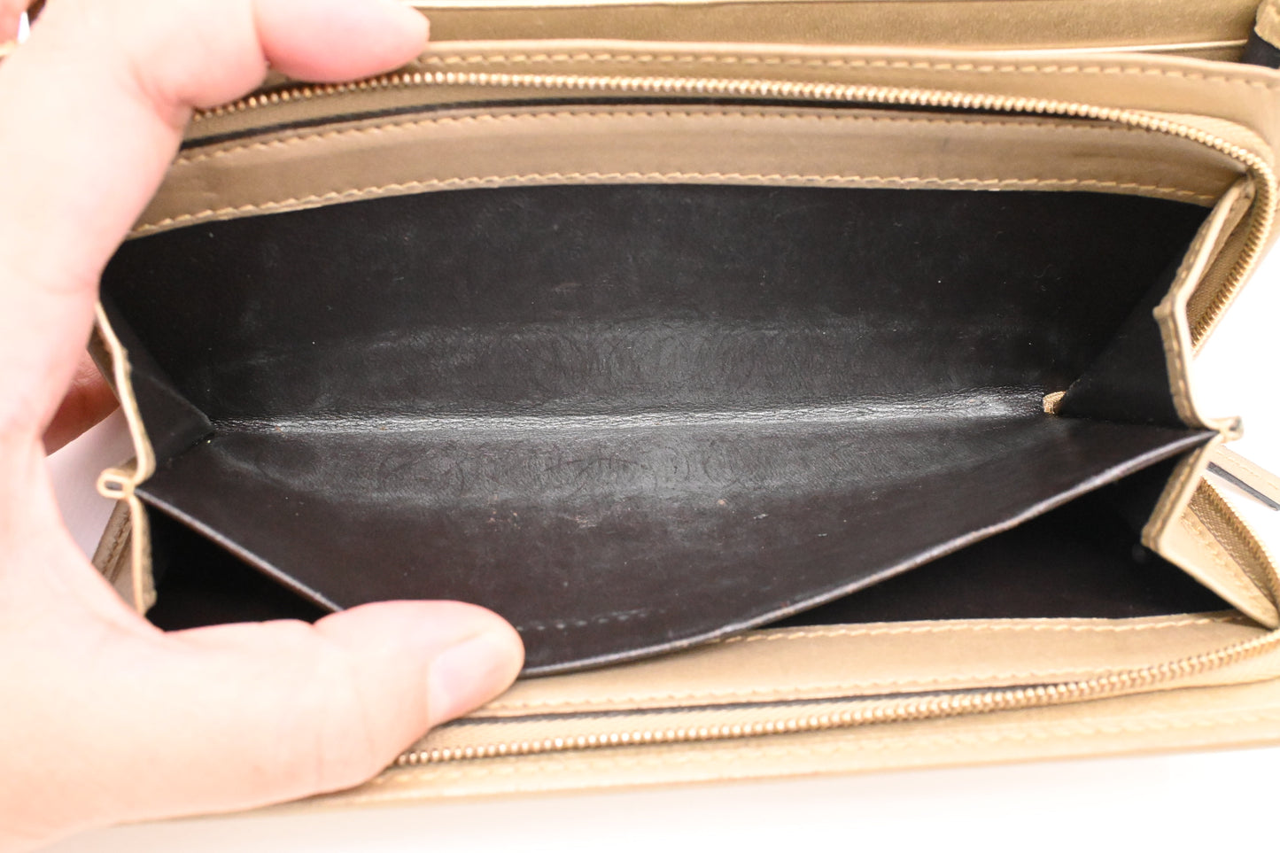 Gucci Chain Wallet in Gold Leather