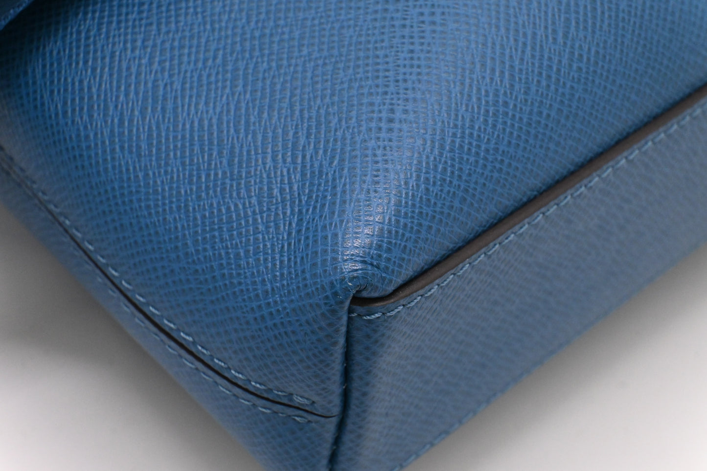 Louis Vuitton Grigori PM in Blue Taiga Leather